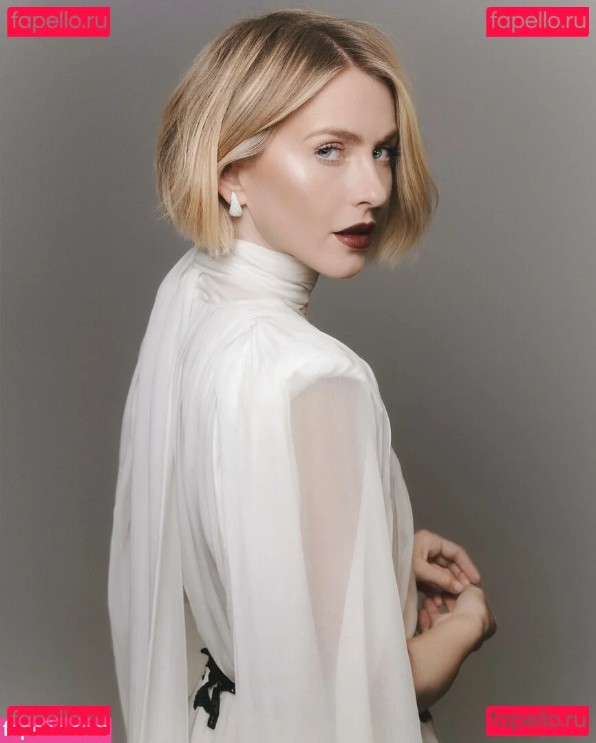 Julianne Hough Onlyfans Photo Gallery 