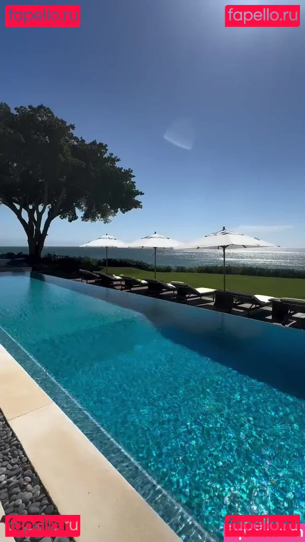 Julianne Hough Onlyfans Photo Gallery 