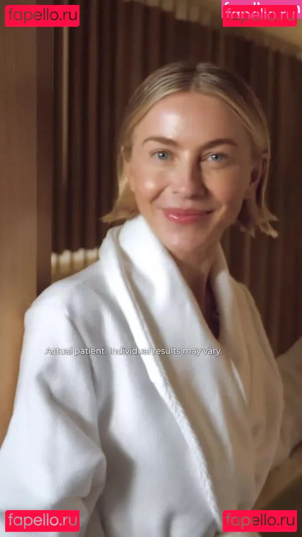 Julianne Hough Onlyfans Photo Gallery 