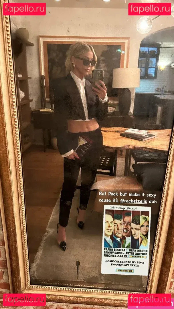 Julianne Hough Onlyfans Photo Gallery 