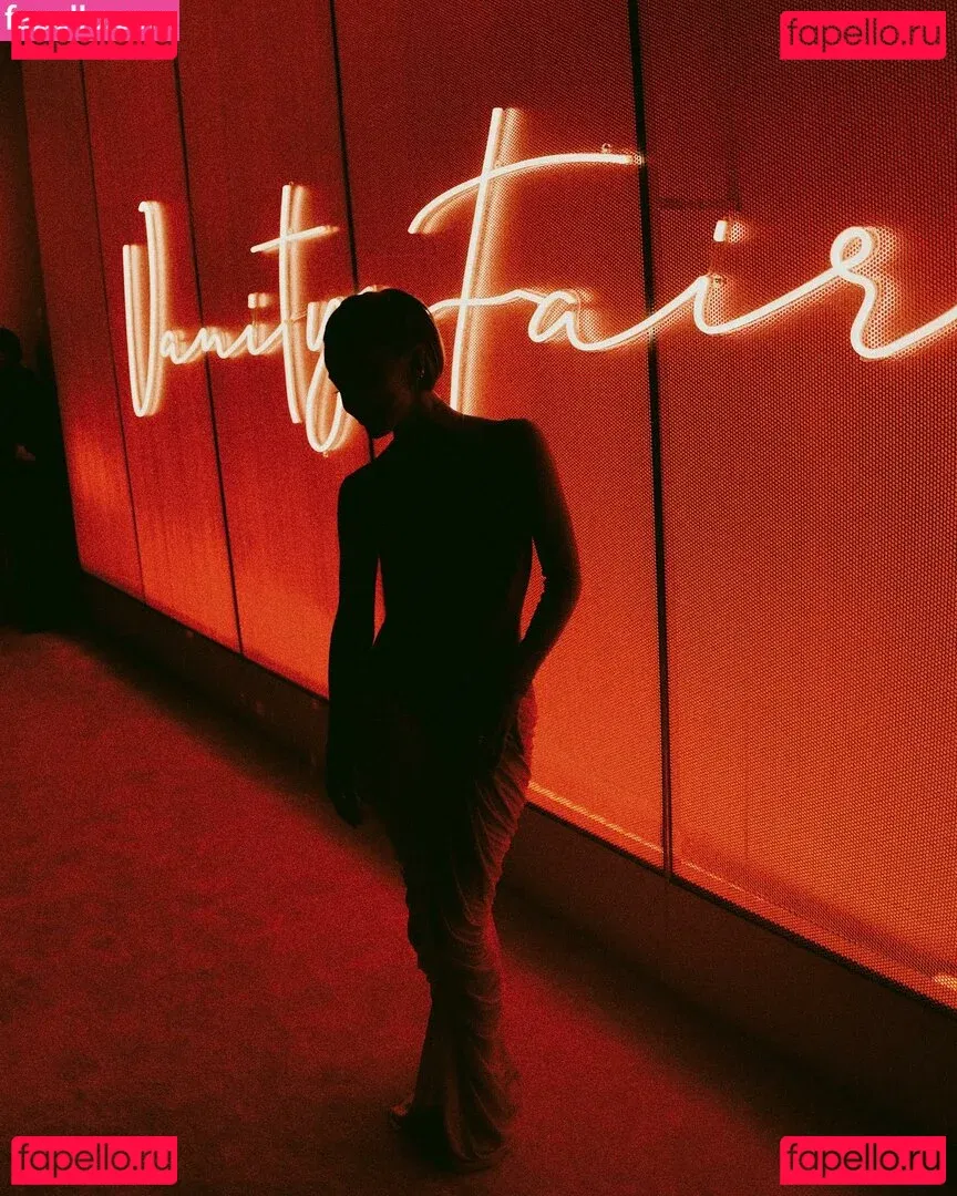 Julianne Hough Onlyfans Photo Gallery 