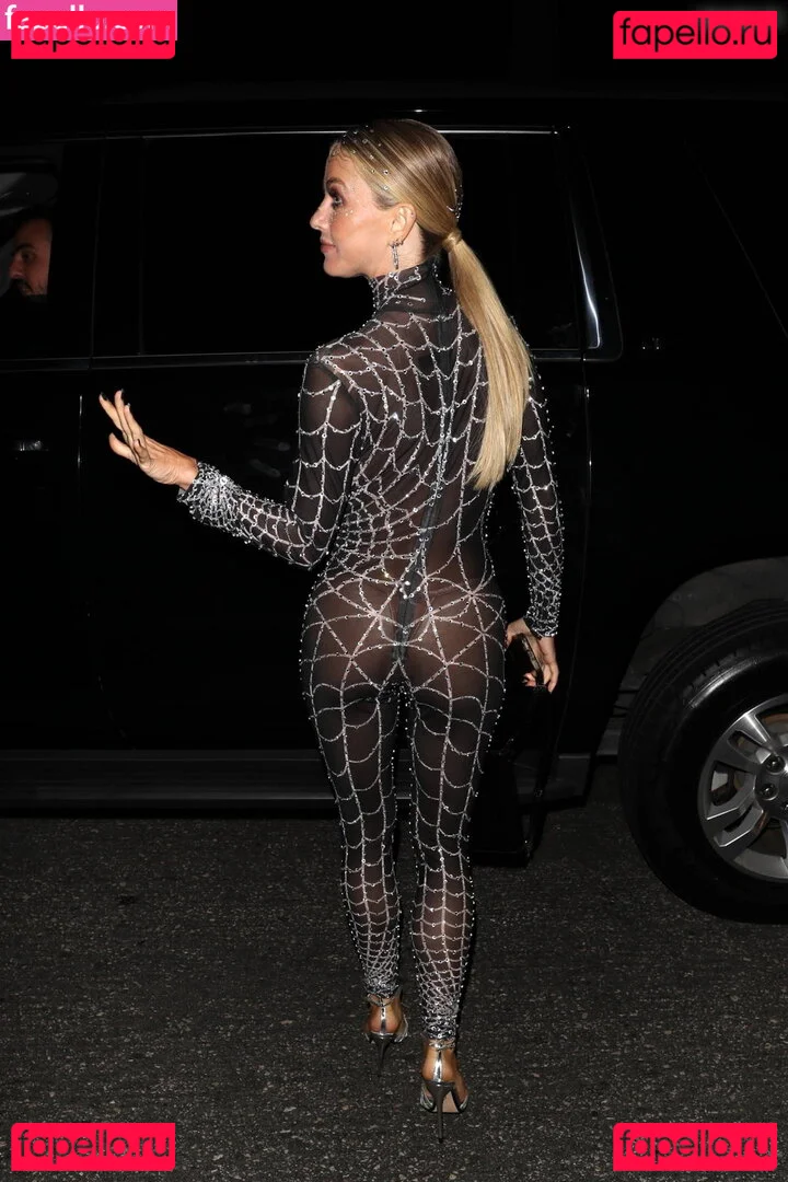 Julianne Hough Onlyfans Photo Gallery 