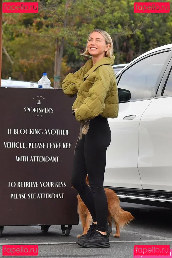 Julianne Hough Onlyfans Photo Gallery 