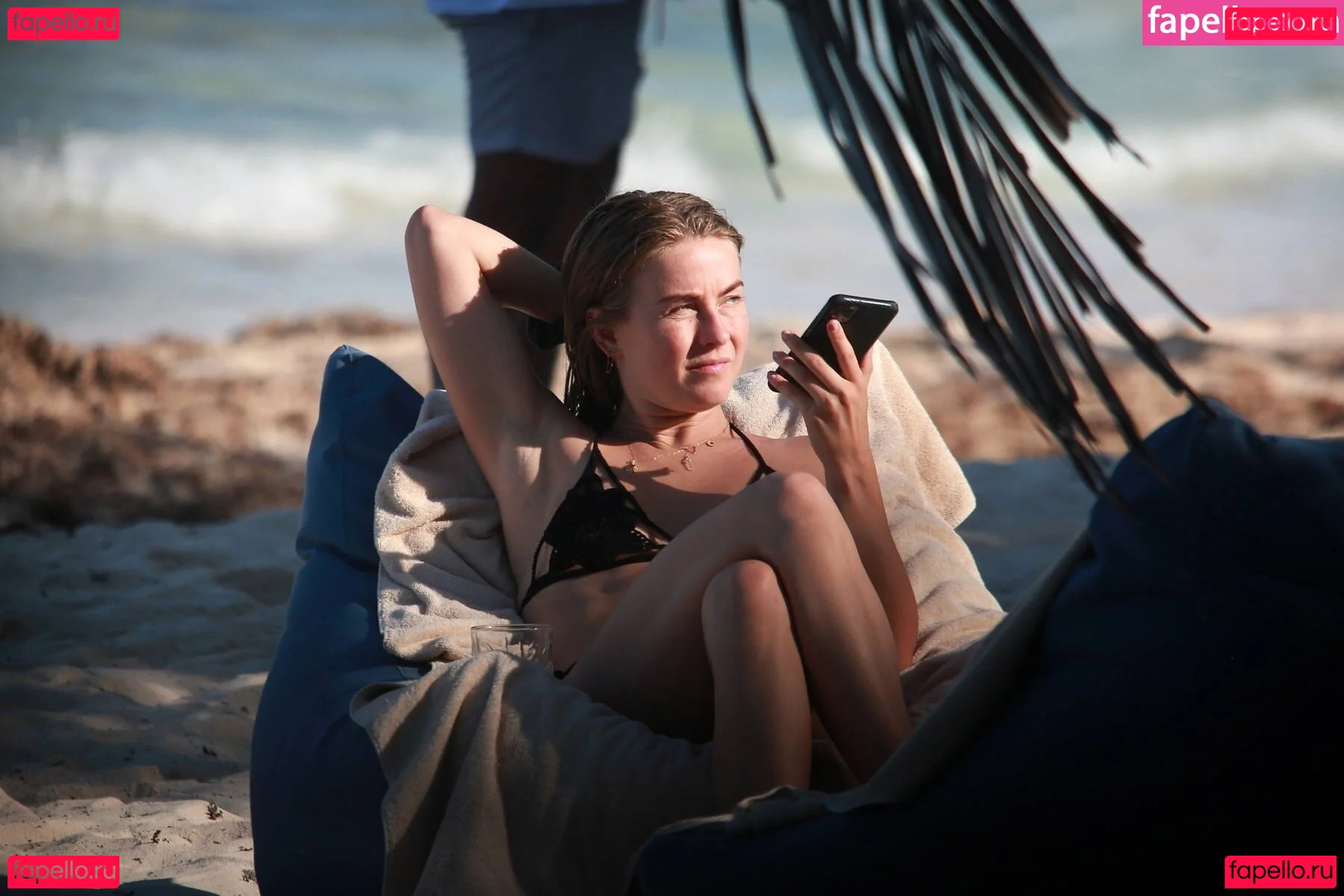 Julianne Hough Onlyfans Photo Gallery 