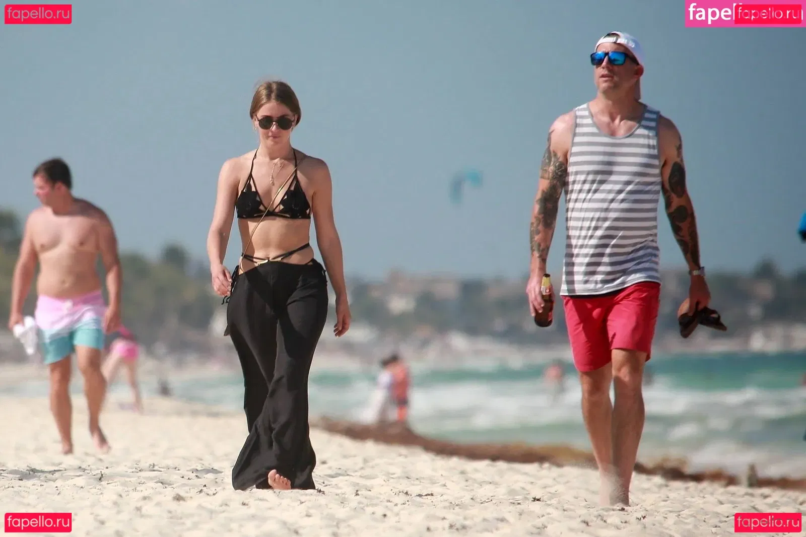 Julianne Hough Onlyfans Photo Gallery 