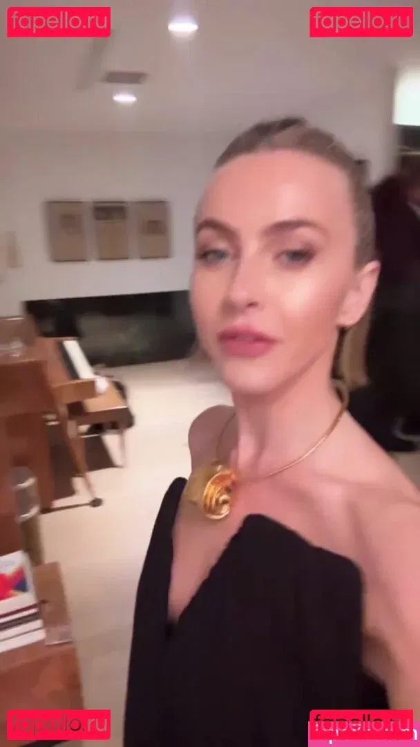 Julianne Hough Onlyfans Photo Gallery 