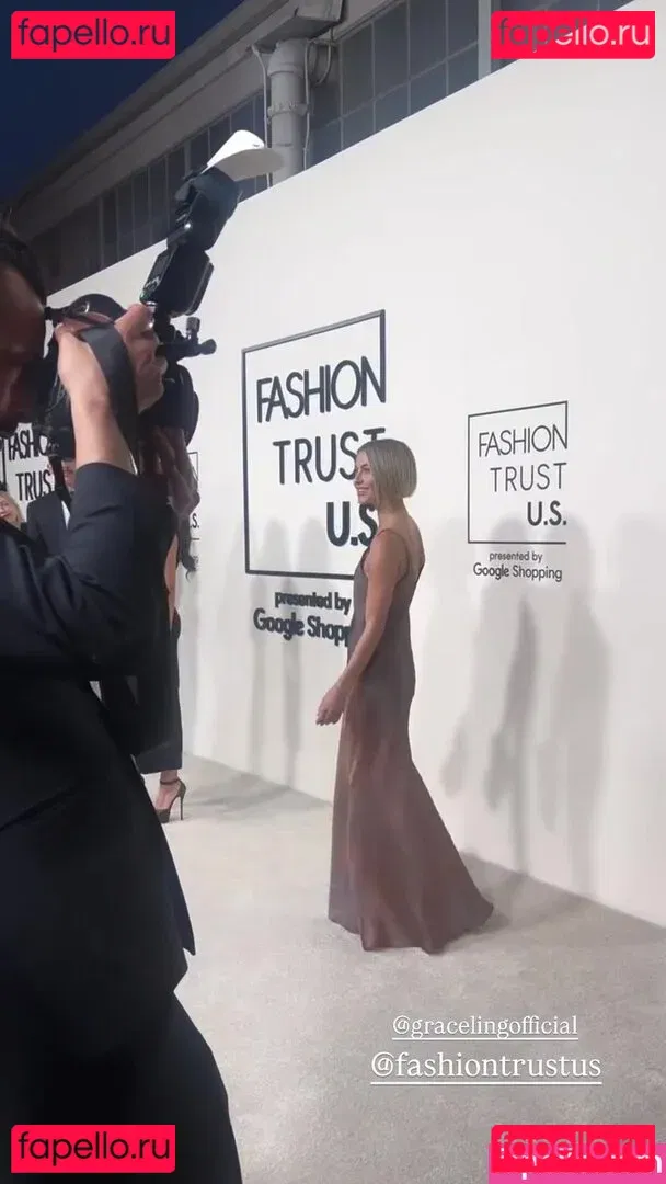 Julianne Hough Onlyfans Photo Gallery 