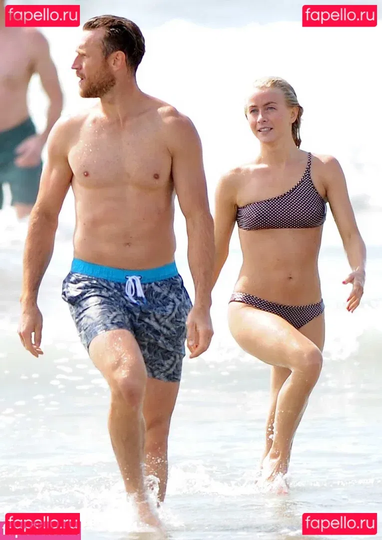 Julianne Hough Onlyfans Photo Gallery 