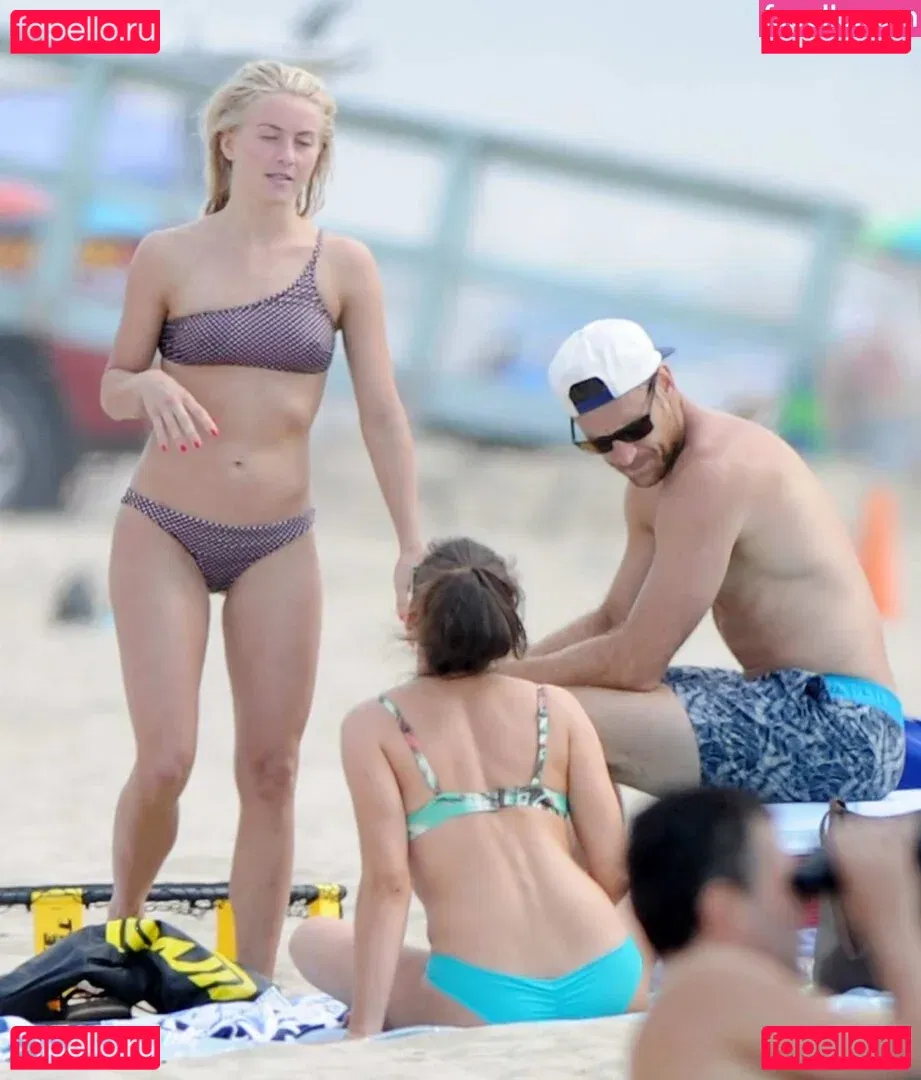 Julianne Hough Onlyfans Photo Gallery 