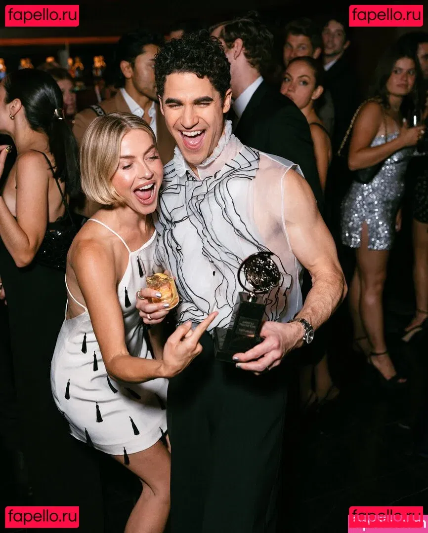 Julianne Hough Onlyfans Photo Gallery 