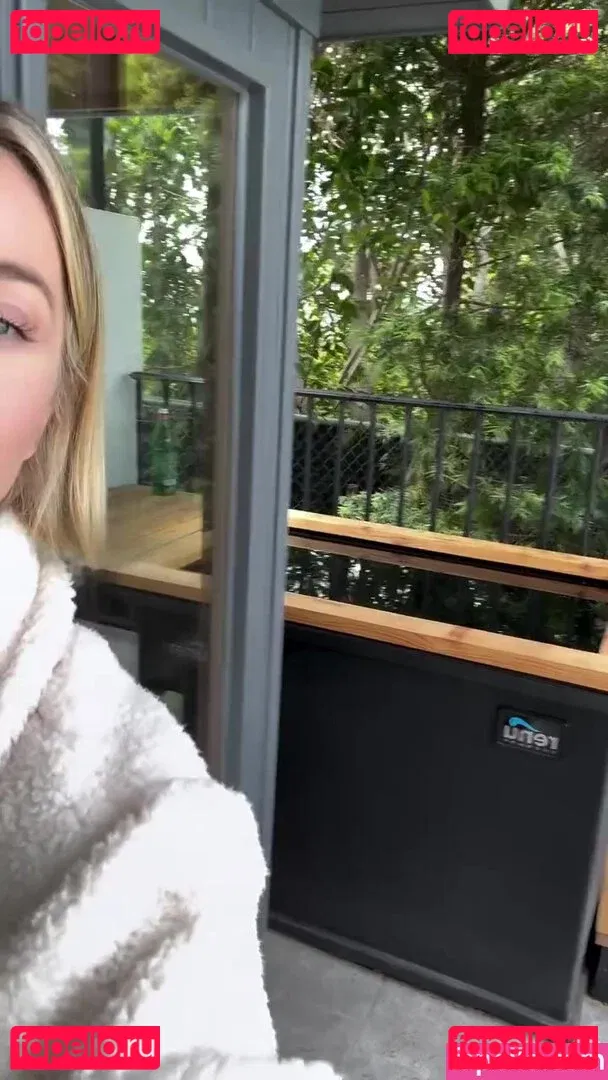 Julianne Hough Onlyfans Photo Gallery 