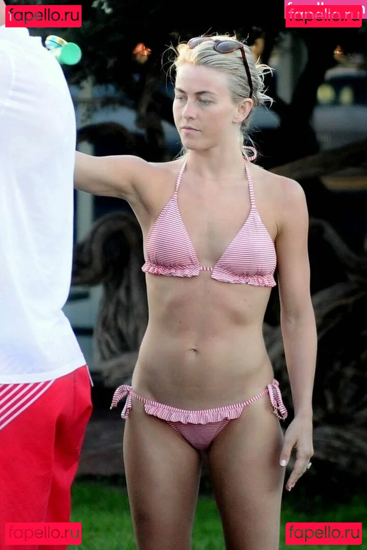 Julianne Hough Onlyfans Photo Gallery 