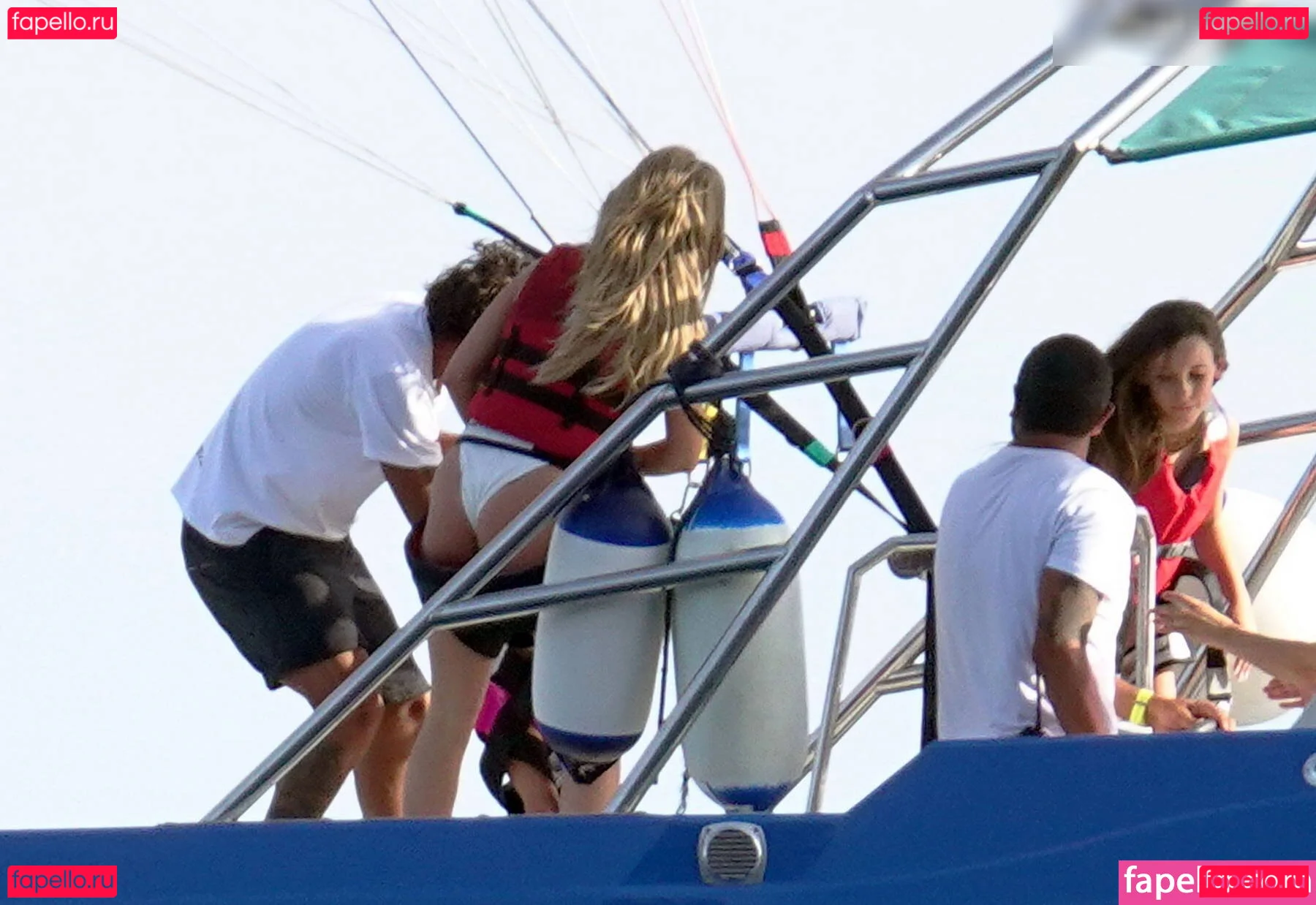 Julianne Hough Onlyfans Photo Gallery 