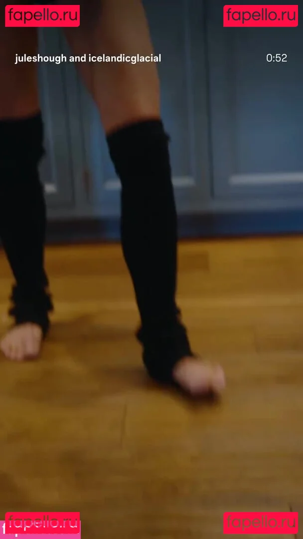 Julianne Hough Onlyfans Photo Gallery 