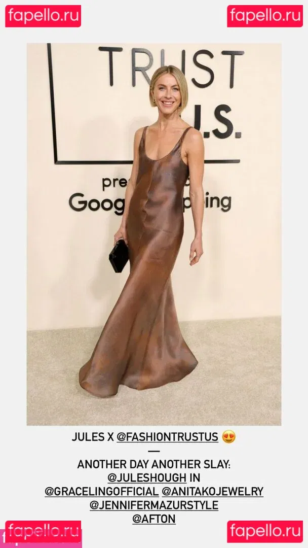 Julianne Hough Onlyfans Photo Gallery 