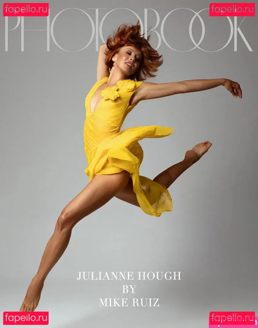 Julianne Hough Onlyfans Photo Gallery 