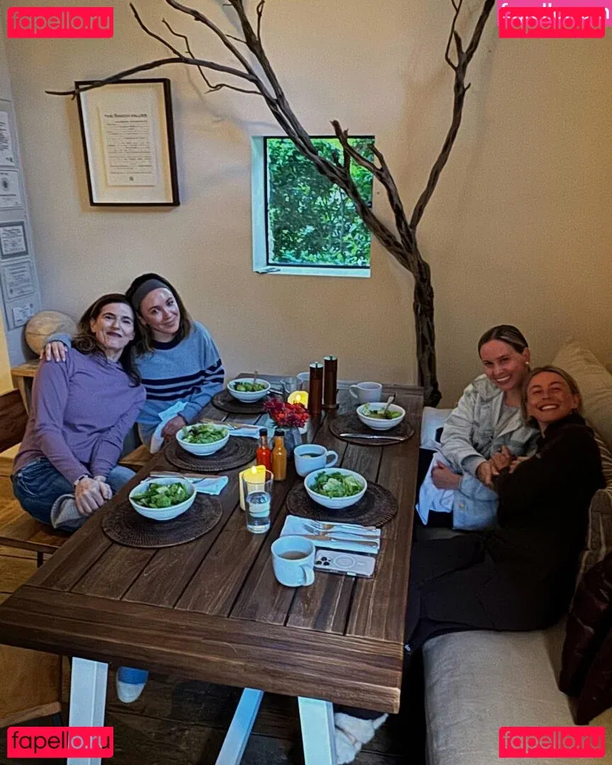 Julianne Hough Onlyfans Photo Gallery 