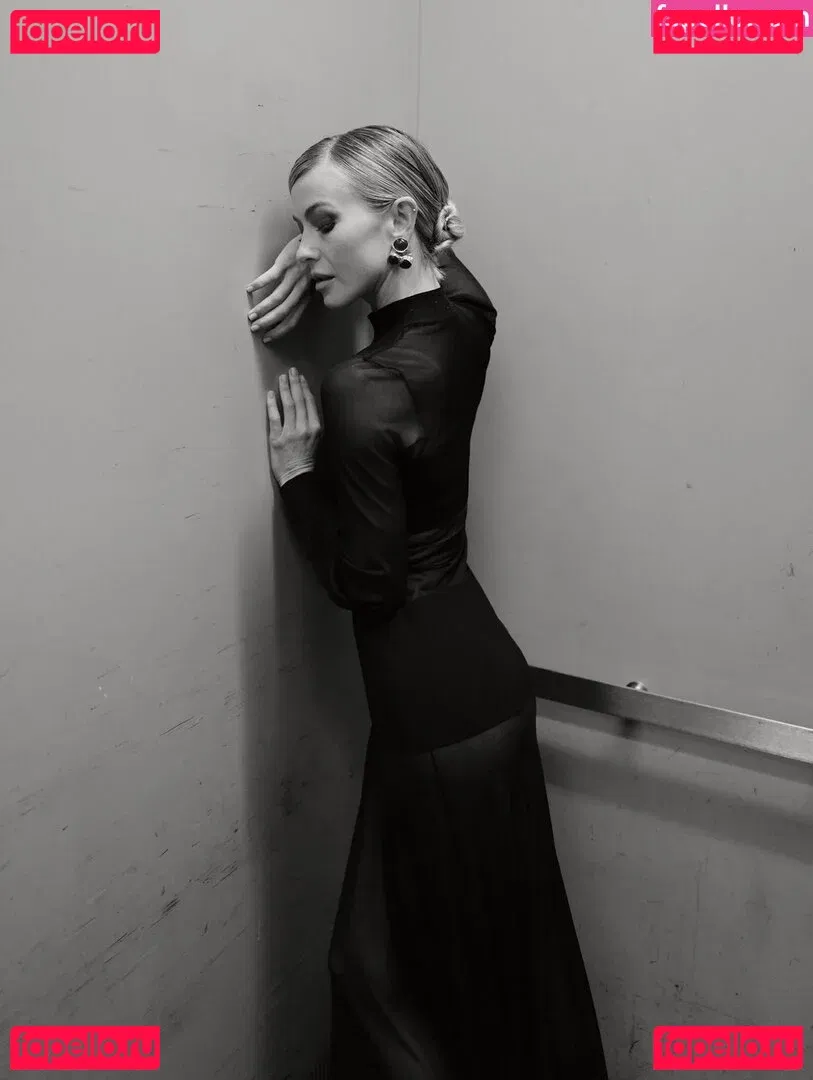 Julianne Hough Onlyfans Photo Gallery 