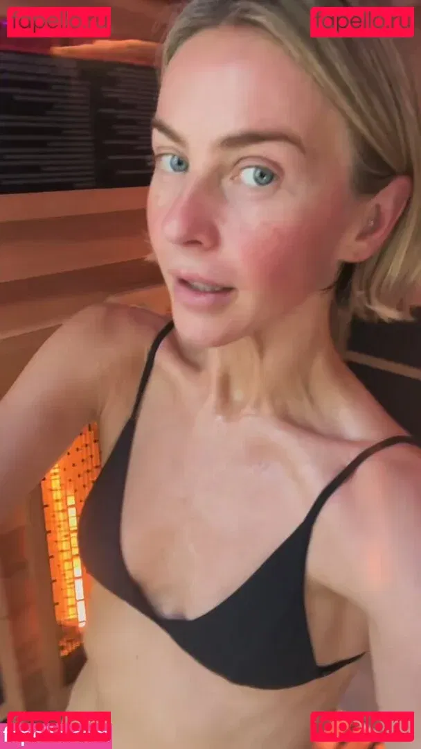 Julianne Hough Onlyfans Photo Gallery 