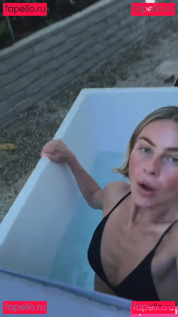 Julianne Hough Onlyfans Photo Gallery 