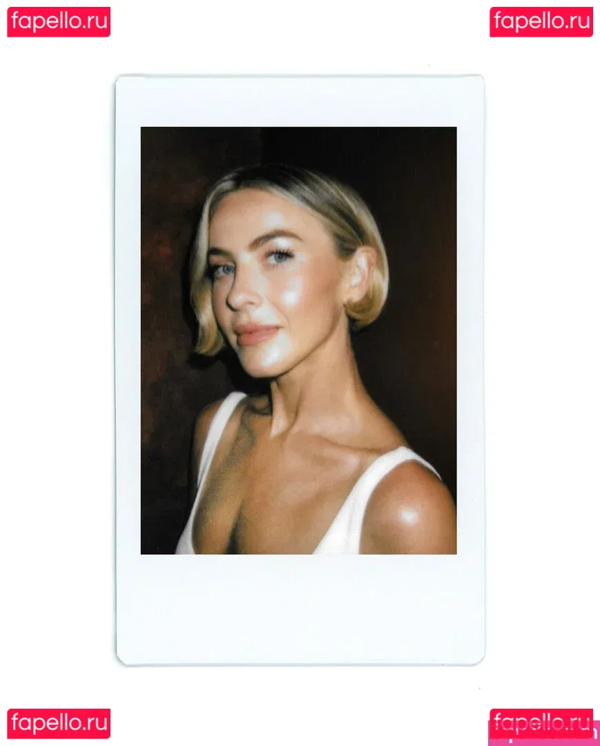 Julianne Hough Onlyfans Photo Gallery 