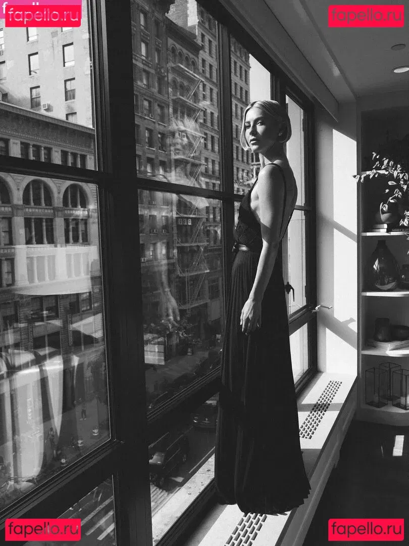 Julianne Hough Onlyfans Photo Gallery 