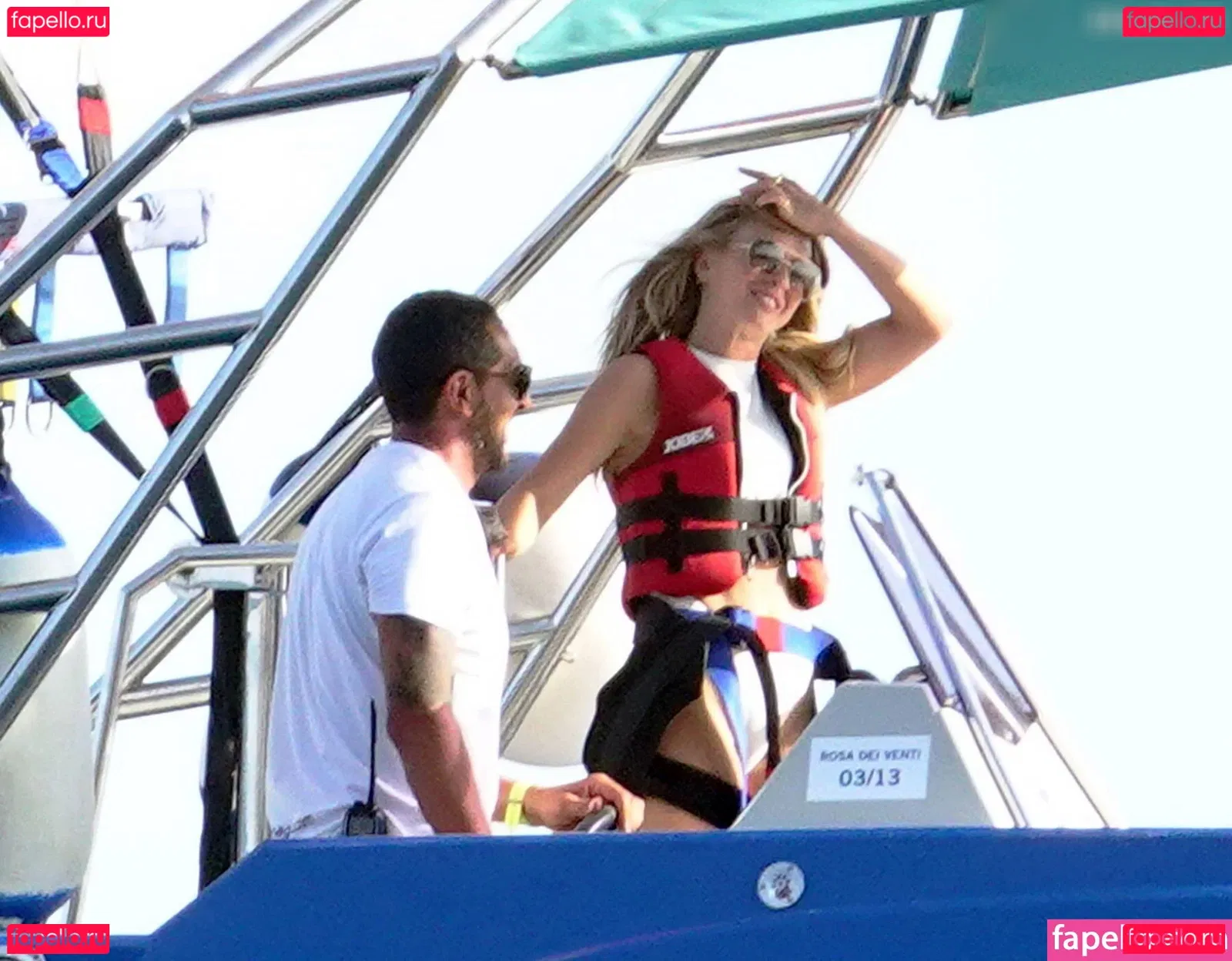 Julianne Hough Onlyfans Photo Gallery 