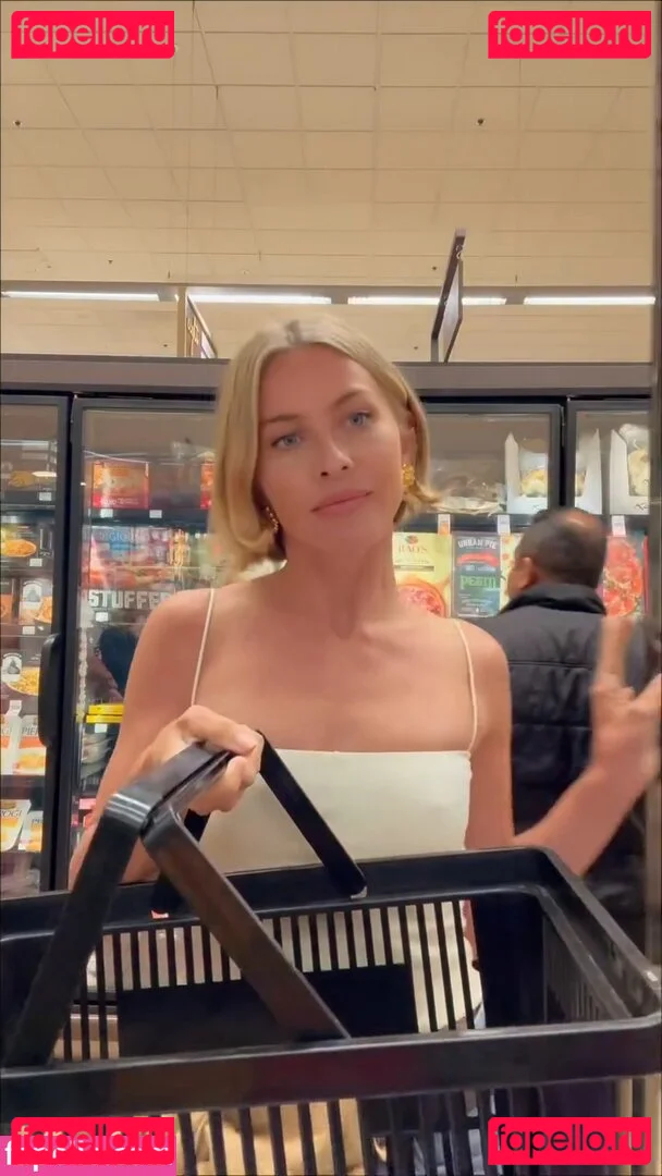 Julianne Hough Onlyfans Photo Gallery 