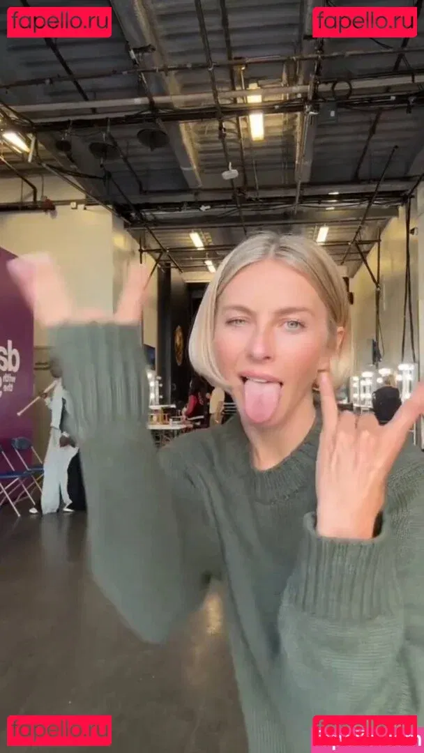 Julianne Hough Onlyfans Photo Gallery 