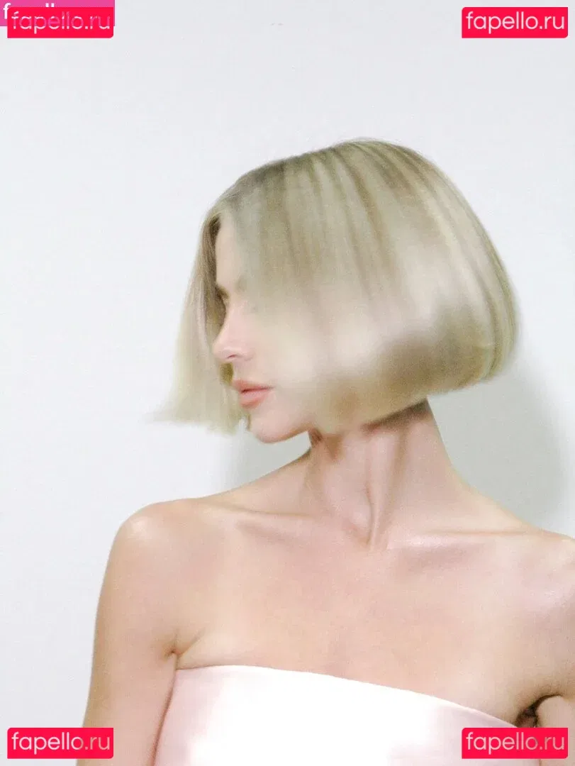 Julianne Hough Onlyfans Photo Gallery 