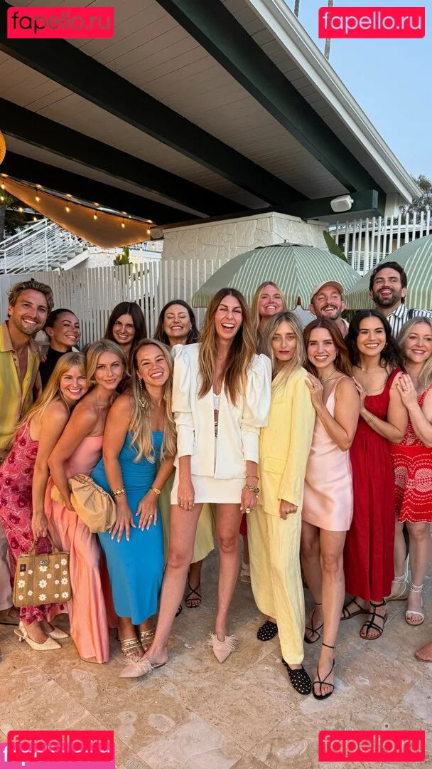 Julianne Hough Onlyfans Photo Gallery 