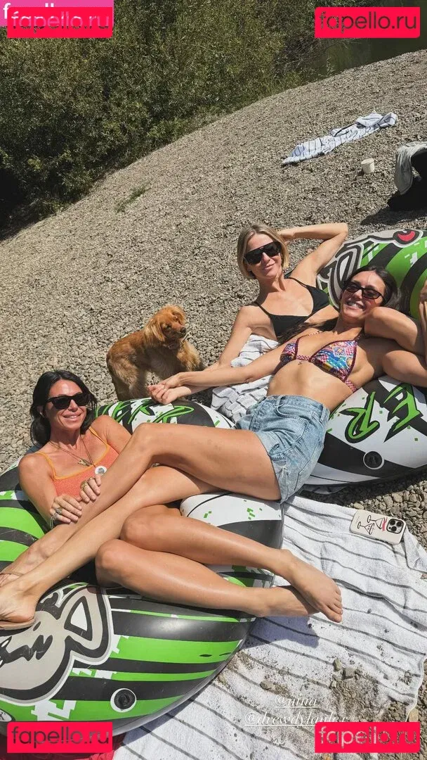 Julianne Hough Onlyfans Photo Gallery 