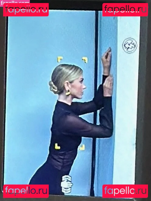 Julianne Hough Onlyfans Photo Gallery 