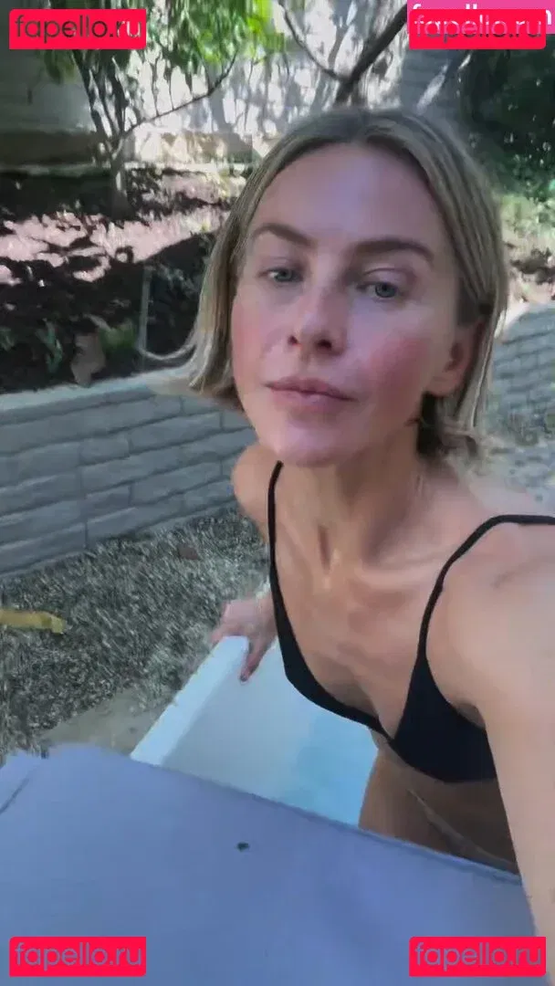 Julianne Hough Onlyfans Photo Gallery 