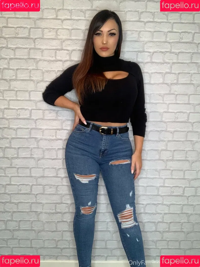 noirsahara Onlyfans Photo Gallery 