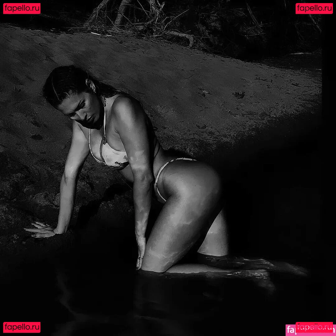 Lívia Andrade Onlyfans Photo Gallery 