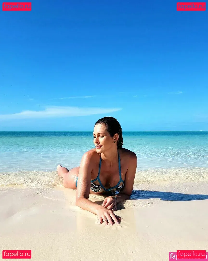 Lívia Andrade Onlyfans Photo Gallery 