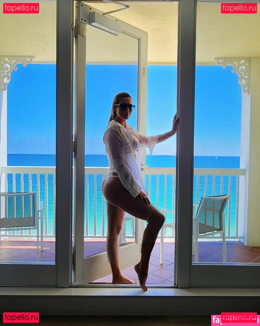 Lívia Andrade Onlyfans Photo Gallery 