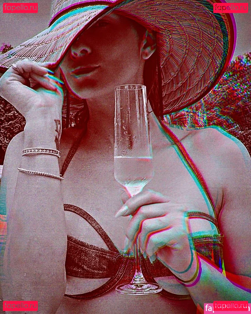 Lívia Andrade Onlyfans Photo Gallery 