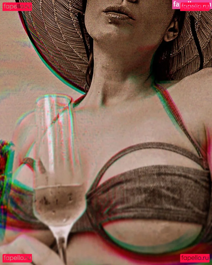 Lívia Andrade Onlyfans Photo Gallery 