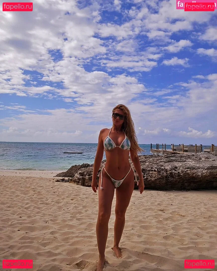 Lívia Andrade Onlyfans Photo Gallery 