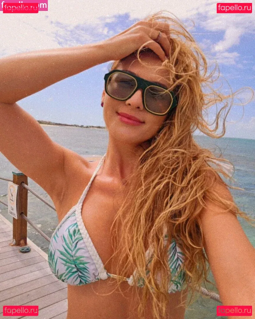 Lívia Andrade Onlyfans Photo Gallery 