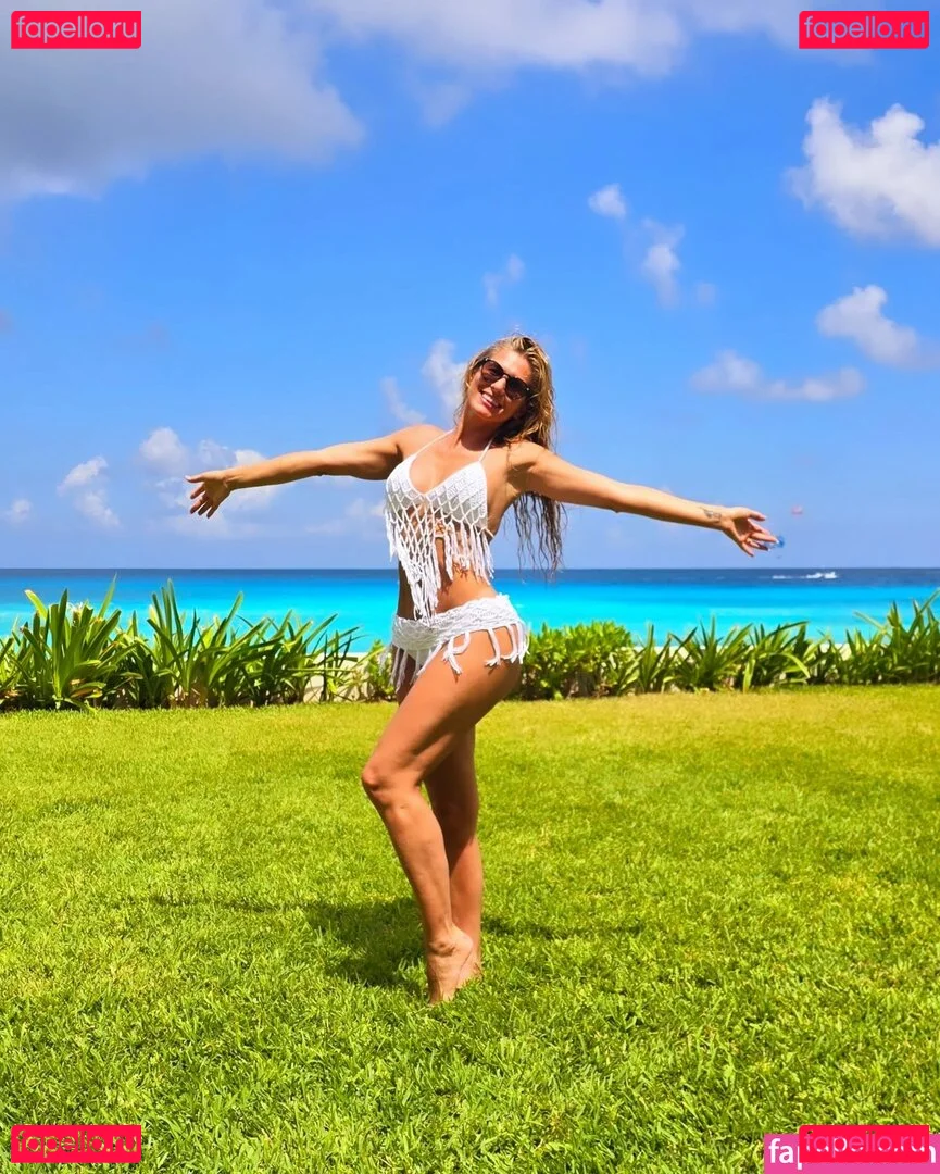 Lívia Andrade Onlyfans Photo Gallery 