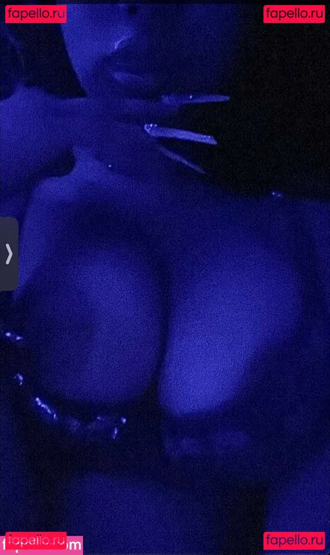 XOXO-Mercyy Onlyfans Photo Gallery 