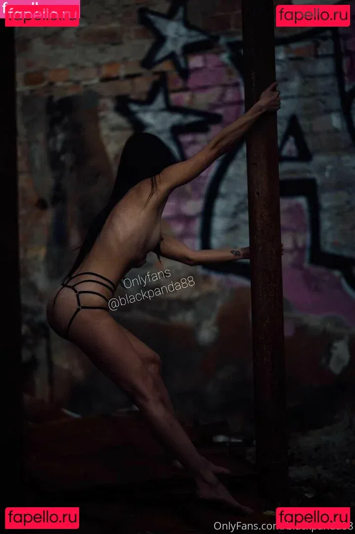 xBlackpanda88x Onlyfans Photo Gallery 