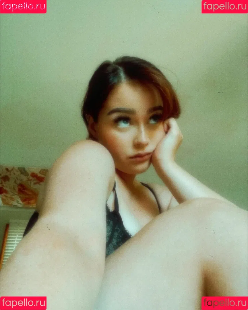 clara00ellis Onlyfans Photo Gallery 