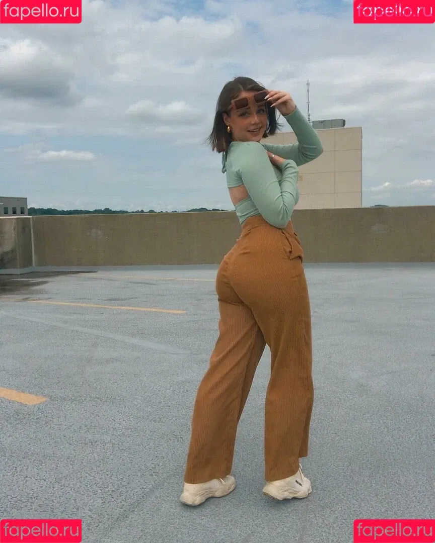 clara00ellis Onlyfans Photo Gallery 