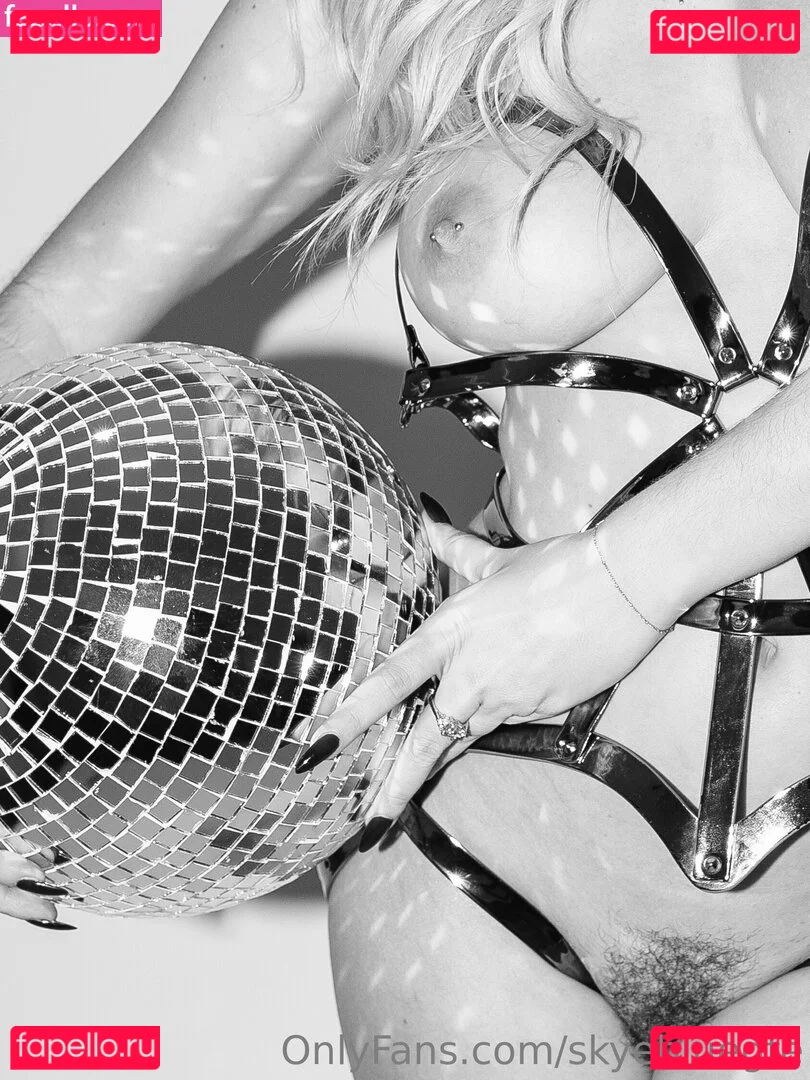 skyebluegfe Onlyfans Photo Gallery 