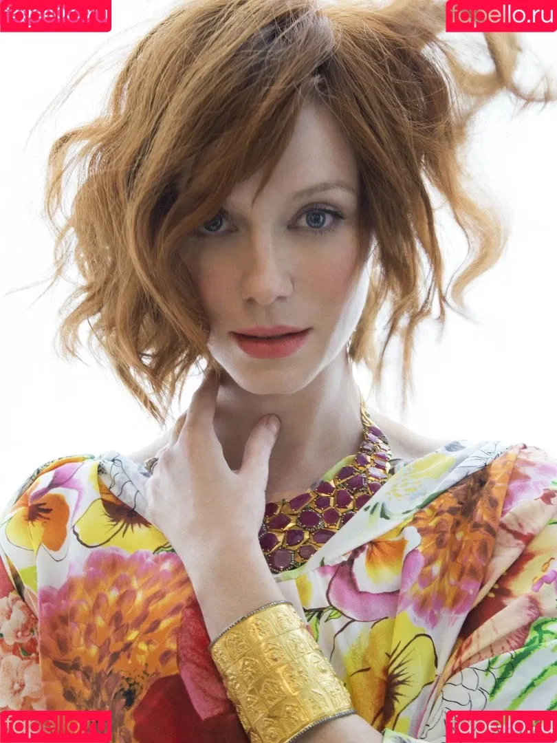 Christina Hendricks Onlyfans Photo Gallery 