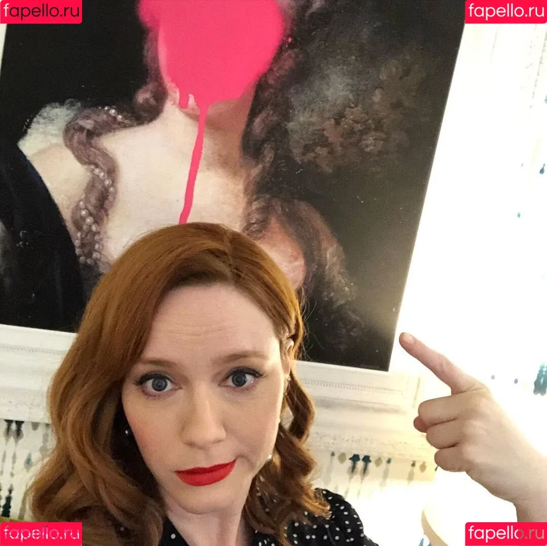 Christina Hendricks Onlyfans Photo Gallery 